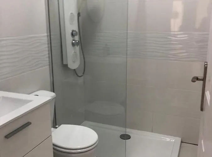 Hills - 2 Bedroom With Ocean Views And Air-condition A *